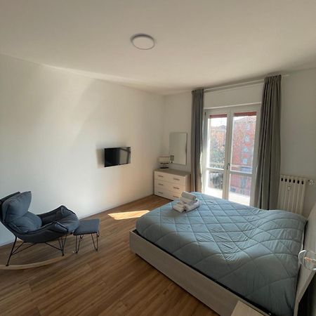 Soleo Guesthouse Monza Eksteriør billede