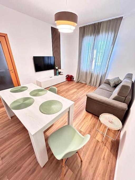 Soleo Guesthouse Monza Eksteriør billede