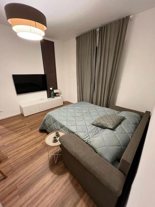 Soleo Guesthouse Monza Eksteriør billede