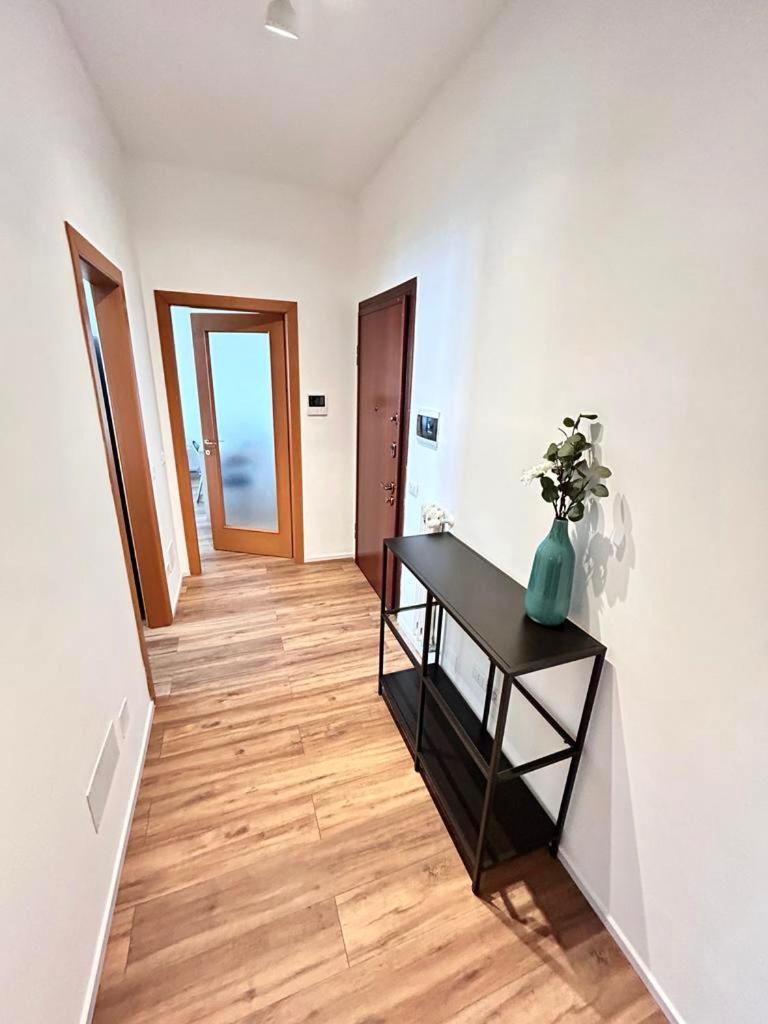 Soleo Guesthouse Monza Eksteriør billede